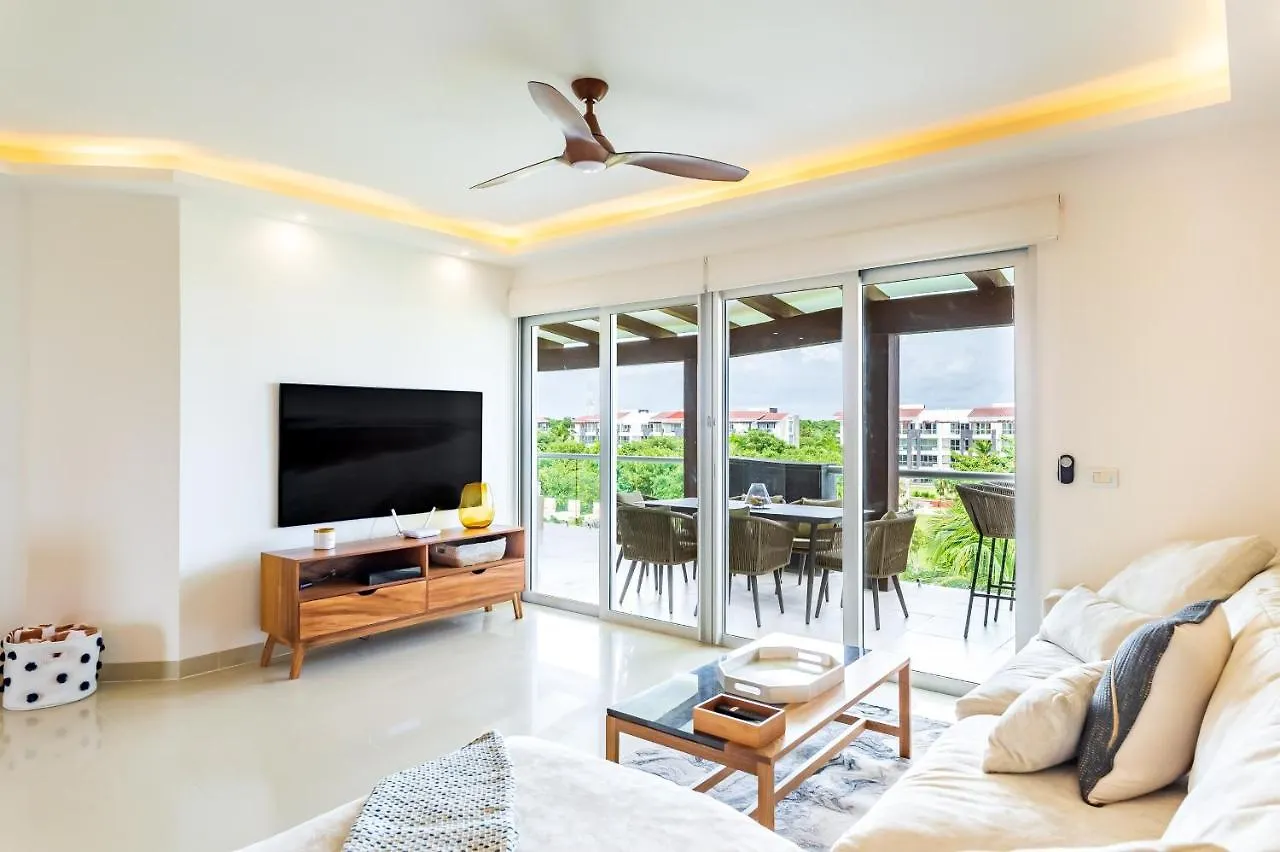 Mareazul Beach Front Condos At Playa Del Carmen Mexico