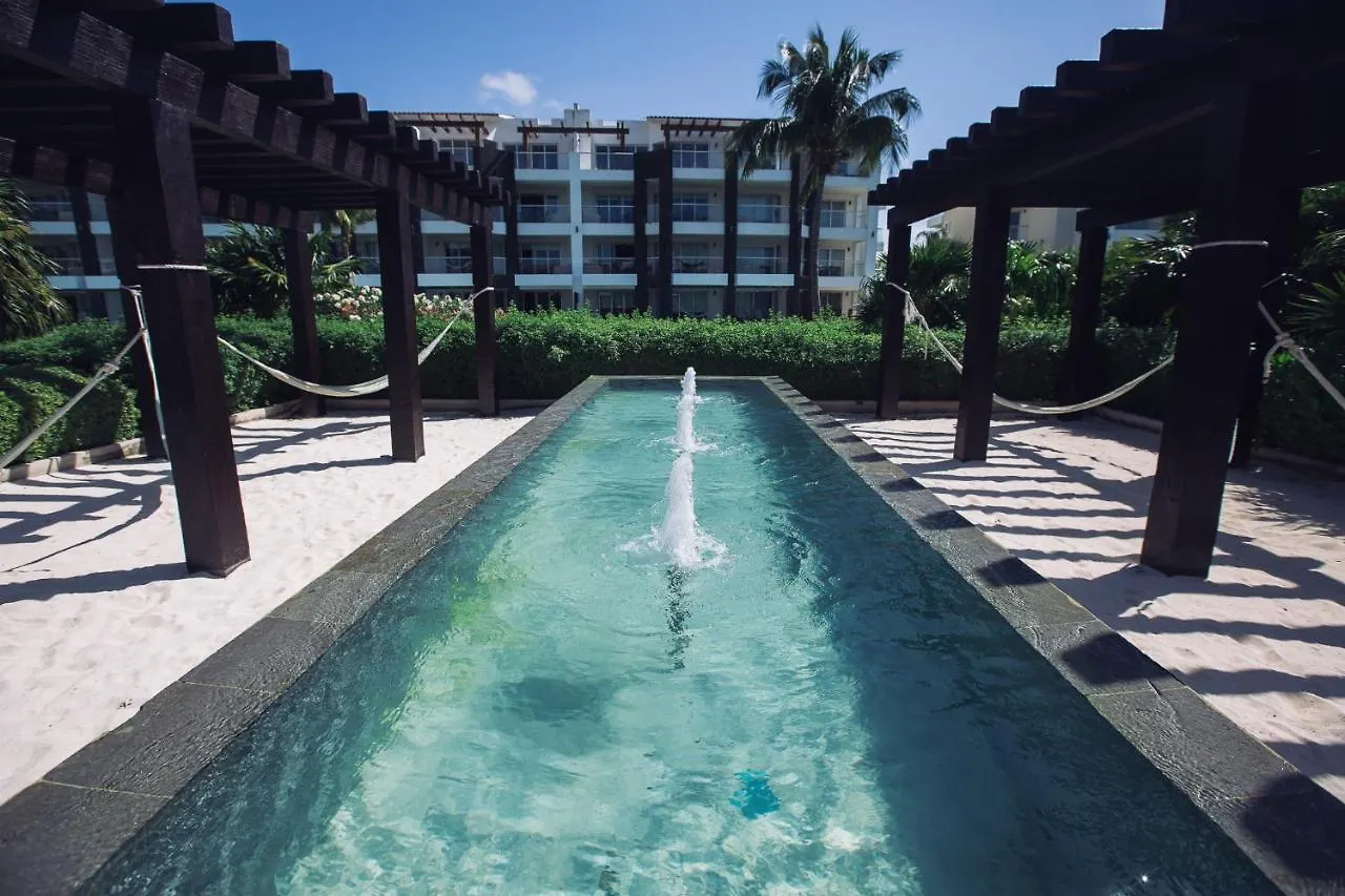 Mareazul Beach Front Condos At Playa Del Carmen México
