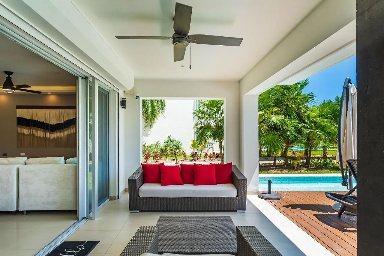 Mareazul Beach Front Condos At Playa Del Carmen México