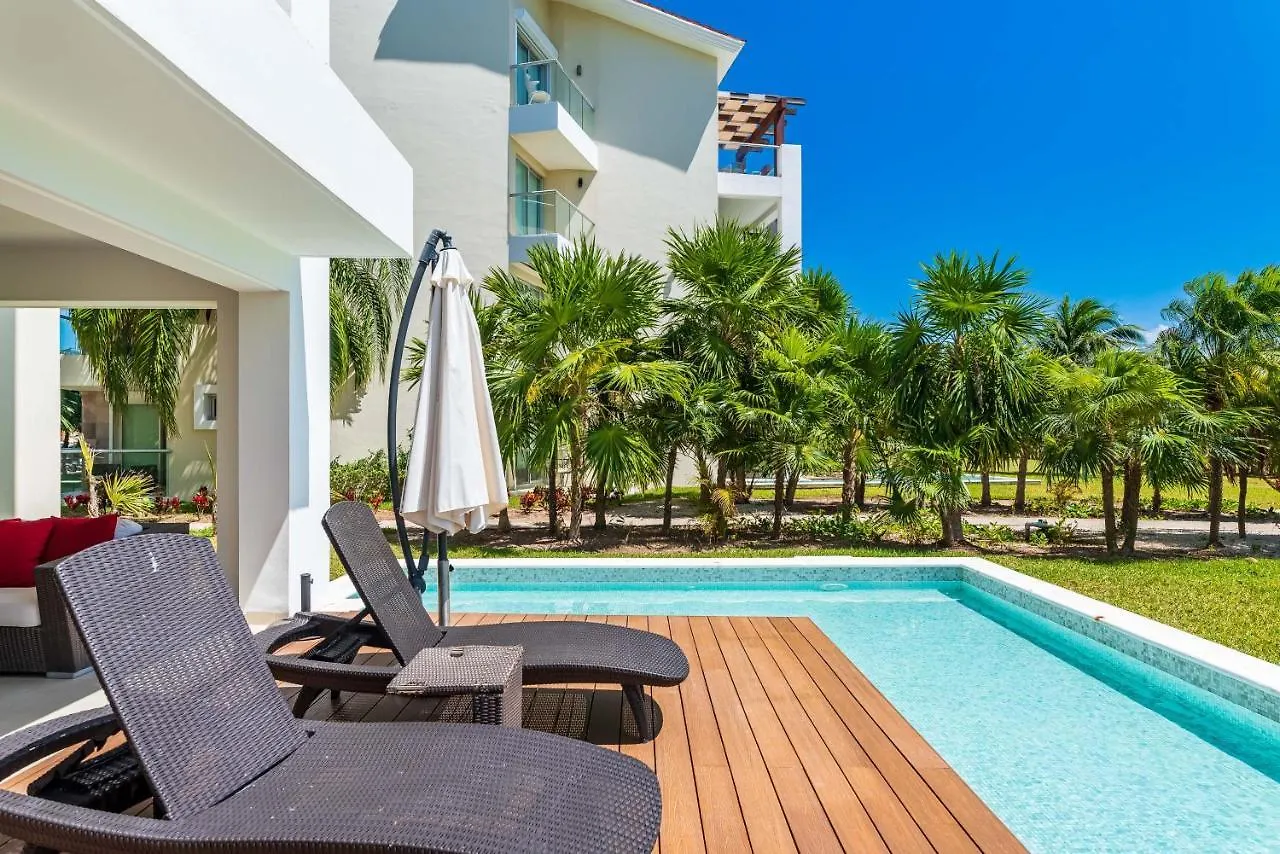 ** Apart-hotel Mareazul Beach Front Condos At Playa Del Carmen México