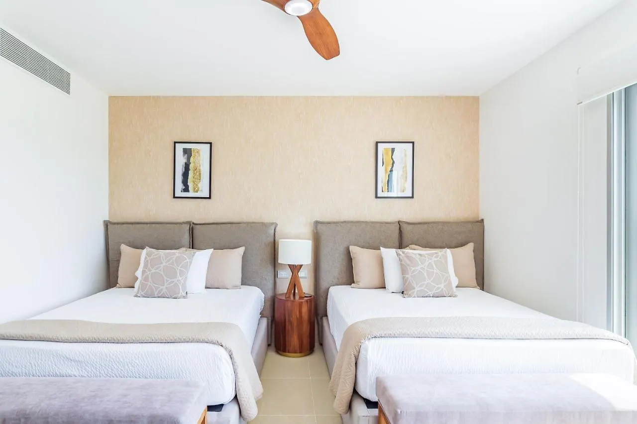 Aparthotel Mareazul Beach Front Condos At Playa Del Carmen